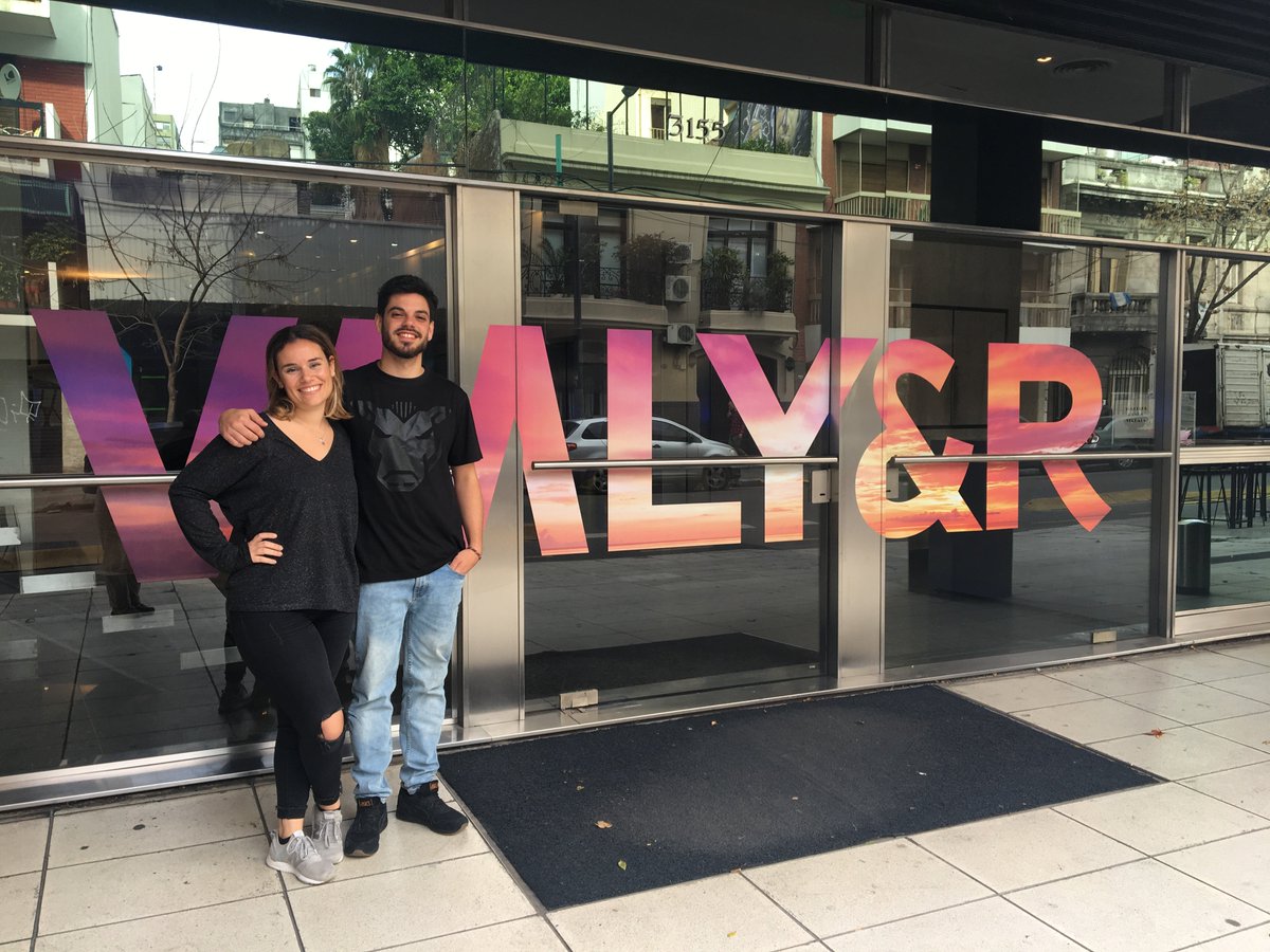 Carmen y Javi en su último día en VLMY&amp;R en su Quarter Away en Buenos Aires. 😍
#escueladecreatividad #miamiadschool