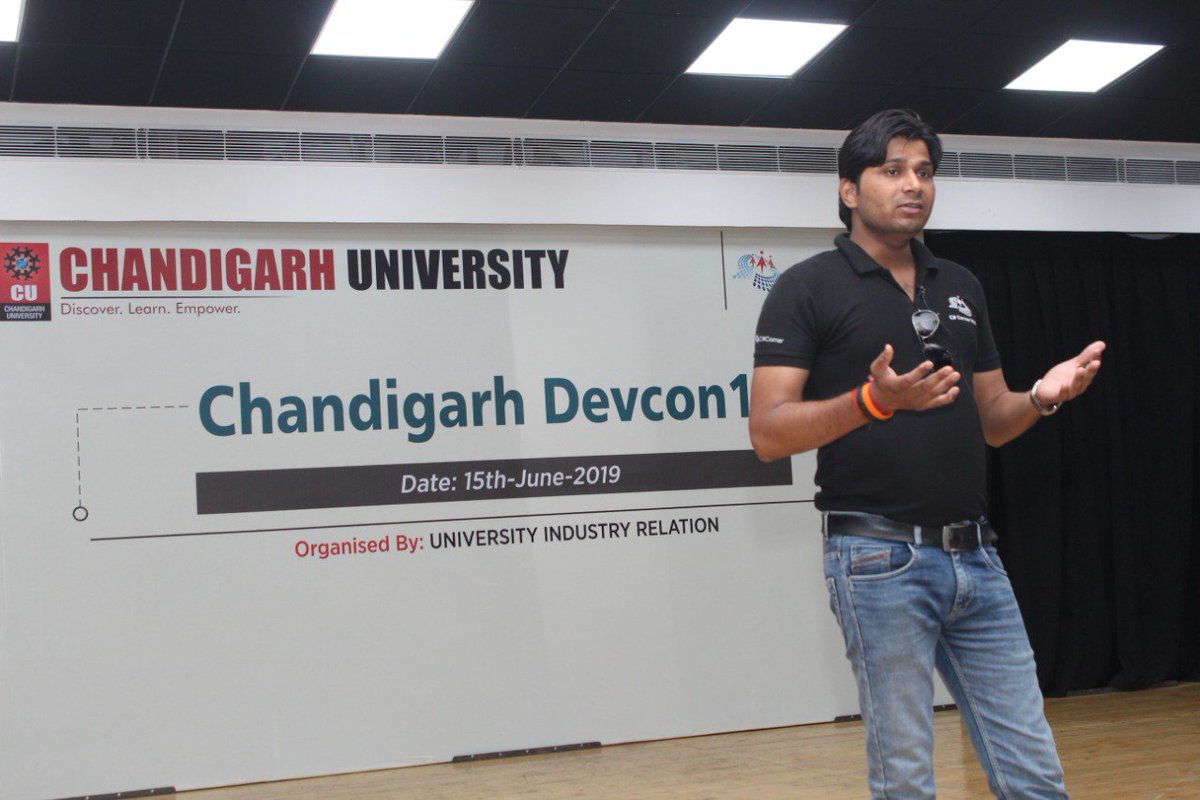 CsharpCorner's tweet image. Welcome back after lunch. @Bikeshsrivastav on stage speaking on #Azure at @CsharpCorner #ChdDevCon19! chandigarh.c-sharpcorner.com cc @Chandigarh_uni @dbeniwal21