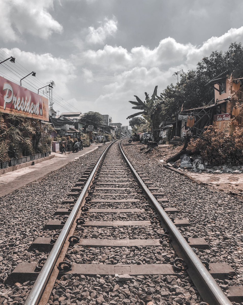 hamzahmfd's tweet photo. Mari kita mulai!! Step-by-step tutorial lightroom tone Black and Brown.

- A THREAD - https://t.co/gDFurLEwNu