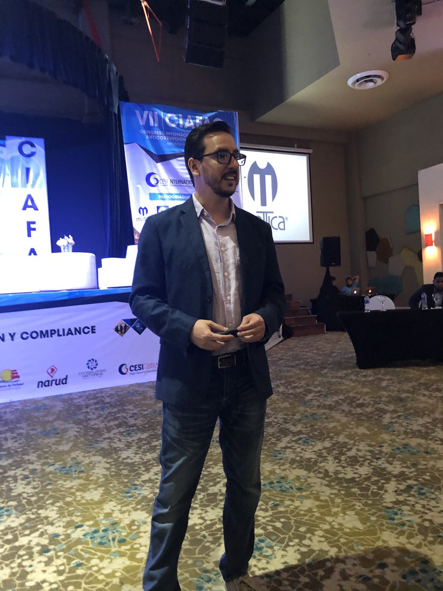 cesieventos's tweet photo. Como siempre gracias por tu apoyo amigo excelente tu magistral presentación. Gracias!!#ciafac https://t.co/0cHqyXCiic