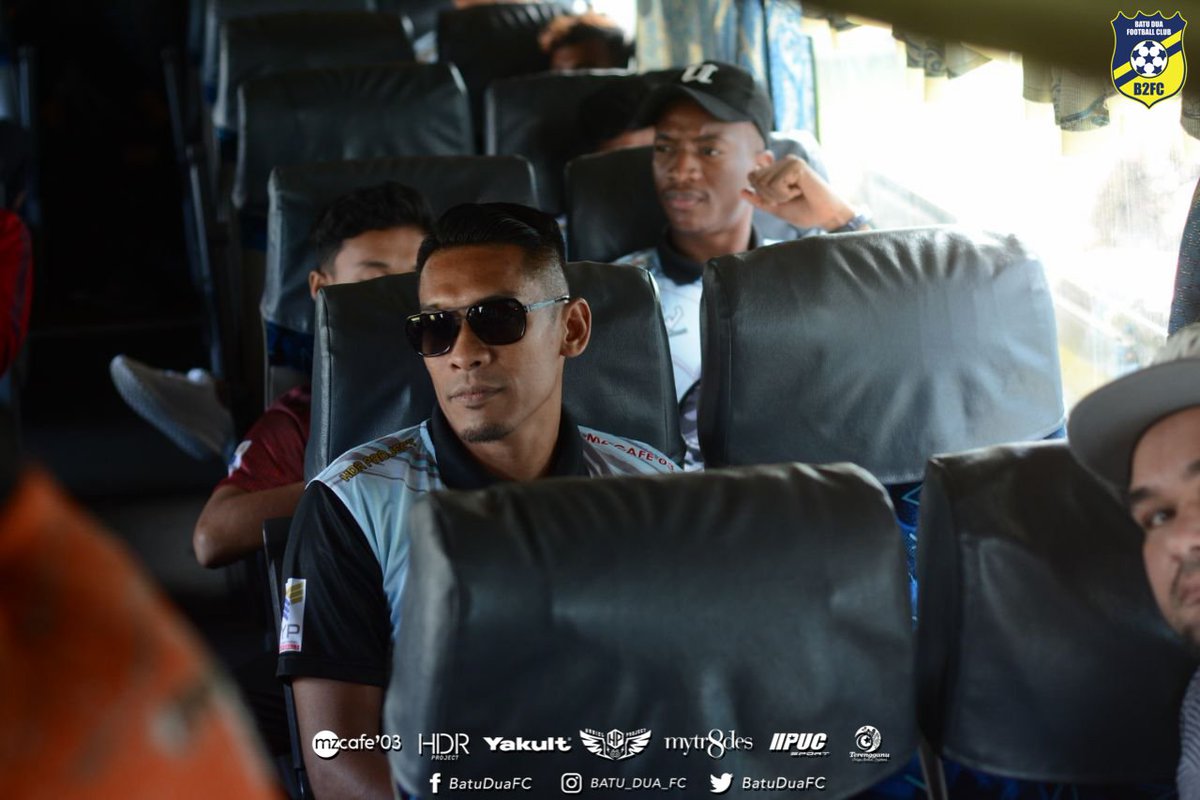 batuduafc's tweet photo. 📷 | Pegawai dan pemain bertolak ke KLIA untuk ke Langkawi bagi mengharungi perlawanan Liga M3 menentang Glory United FC pada hari Ahad nanti. Doakan perjalanan kami selamat sampai ke destinasi.
#B2FCMytr8des
#Bring2wardsForChampions
#SayNoToPlayOff
#Andaadakamiada https://t.co/rb5xatU8F5