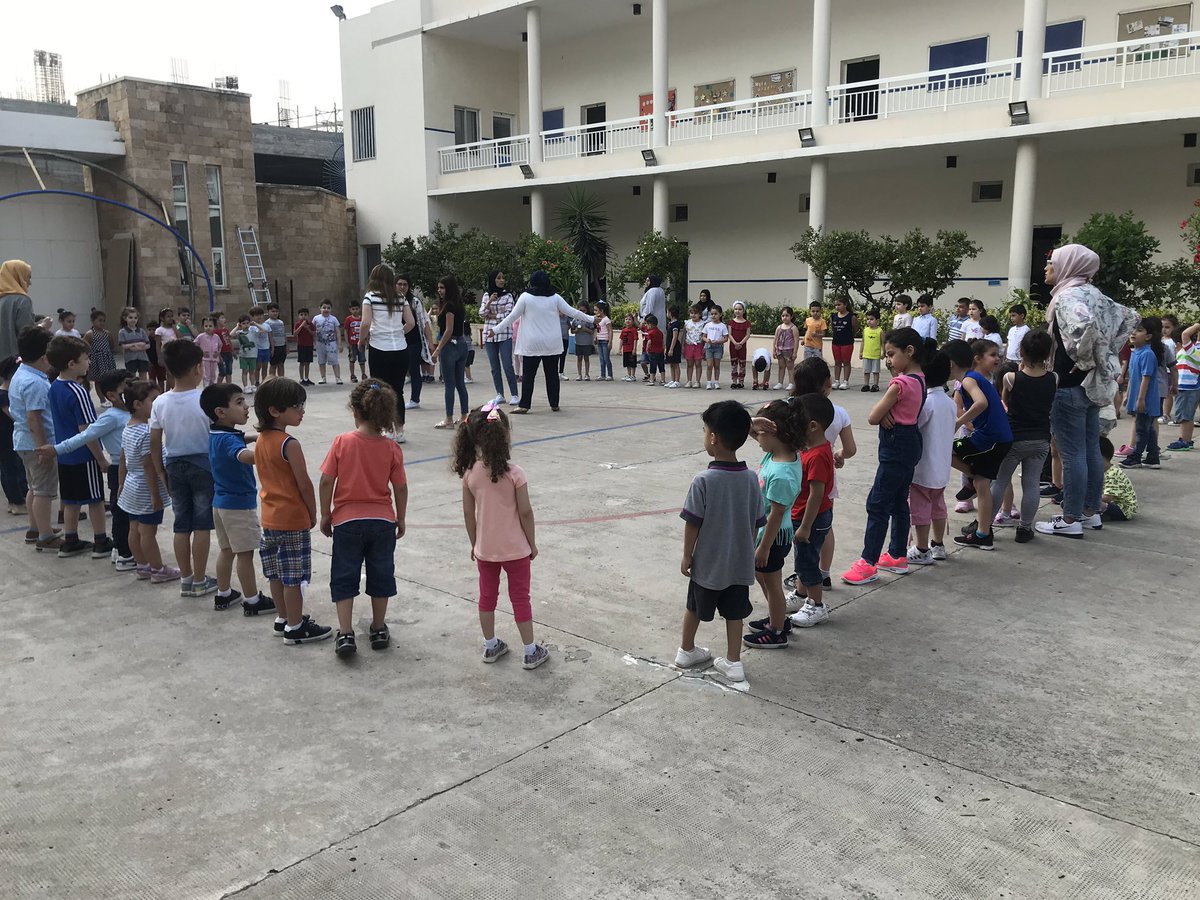 rovina_fodda's tweet photo. #happening_now Boost your energy... have a fruitful morning and Let’s be energetic! Prescholers are enjoying their circle time #circle_time #preschoolers #outdoors @DawhaHighSchool @FThaalby @Ghania25060931 https://t.co/R1C9tQ0WQ6