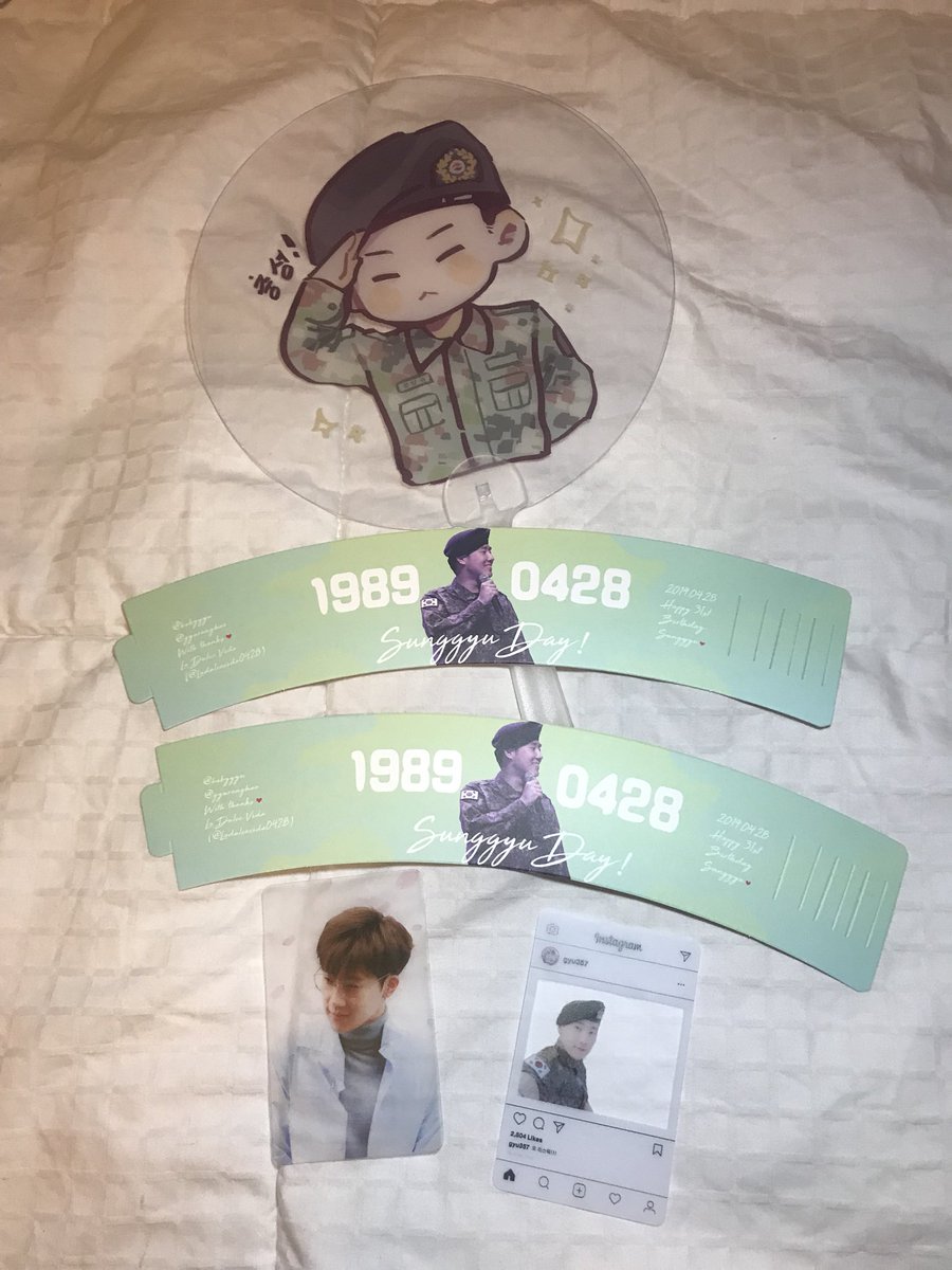 luvifntshineexo's tweet photo. I finally received my package!! Thank you @sunggyuday for these amazing goods! This made my day so much!! https://t.co/UBbfFapTkF