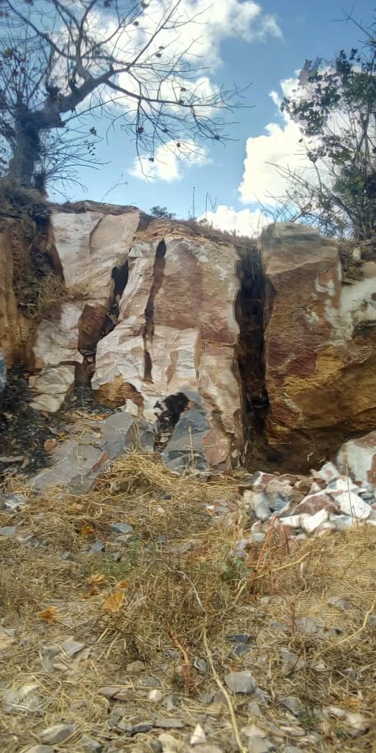 _DylanMcFarlane's tweet image. Exciting day. #DevelopmentMinerals ready for construction. #Impact #Employment #LocalMarkets #Zambia #Cobblestone #Mining