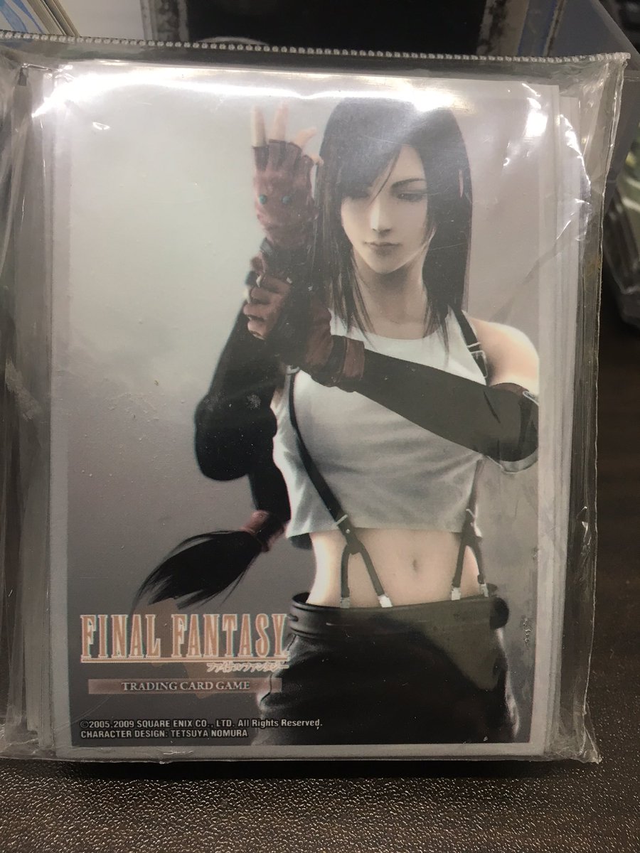 Amazon.co.jp: FF VII ティファ スリーブ : 文房具・オフィス用品