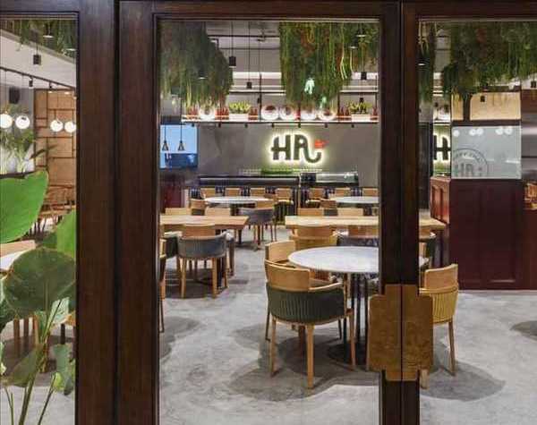 Carter_BTC777's tweet photo. New in #Worli: Thai and Japanese restaurant Happy Thai has opened in Atria Mall. The menu features an extensive selection of salads, carpaccio, curries and sushi. Call 022 6736 3603. https://t.co/HE30zI1dxW