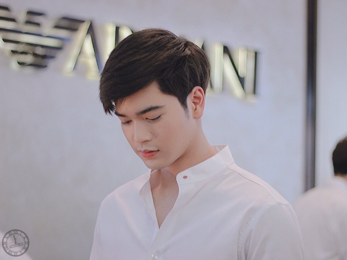 time2mark's tweet photo. ไม่รู้จะอวยพรอะไรแล้วอ่ะ แค่ขอให้ทุกๆวันคุณเค้ามีความสุขก็พอแล้ว❤️
#markjiruntanin #marnikaz #hbd22ndmarnikaz #มาร์คเป็นลูกชิ้น #เย็นชาบอย https://t.co/96t2dtd2ET