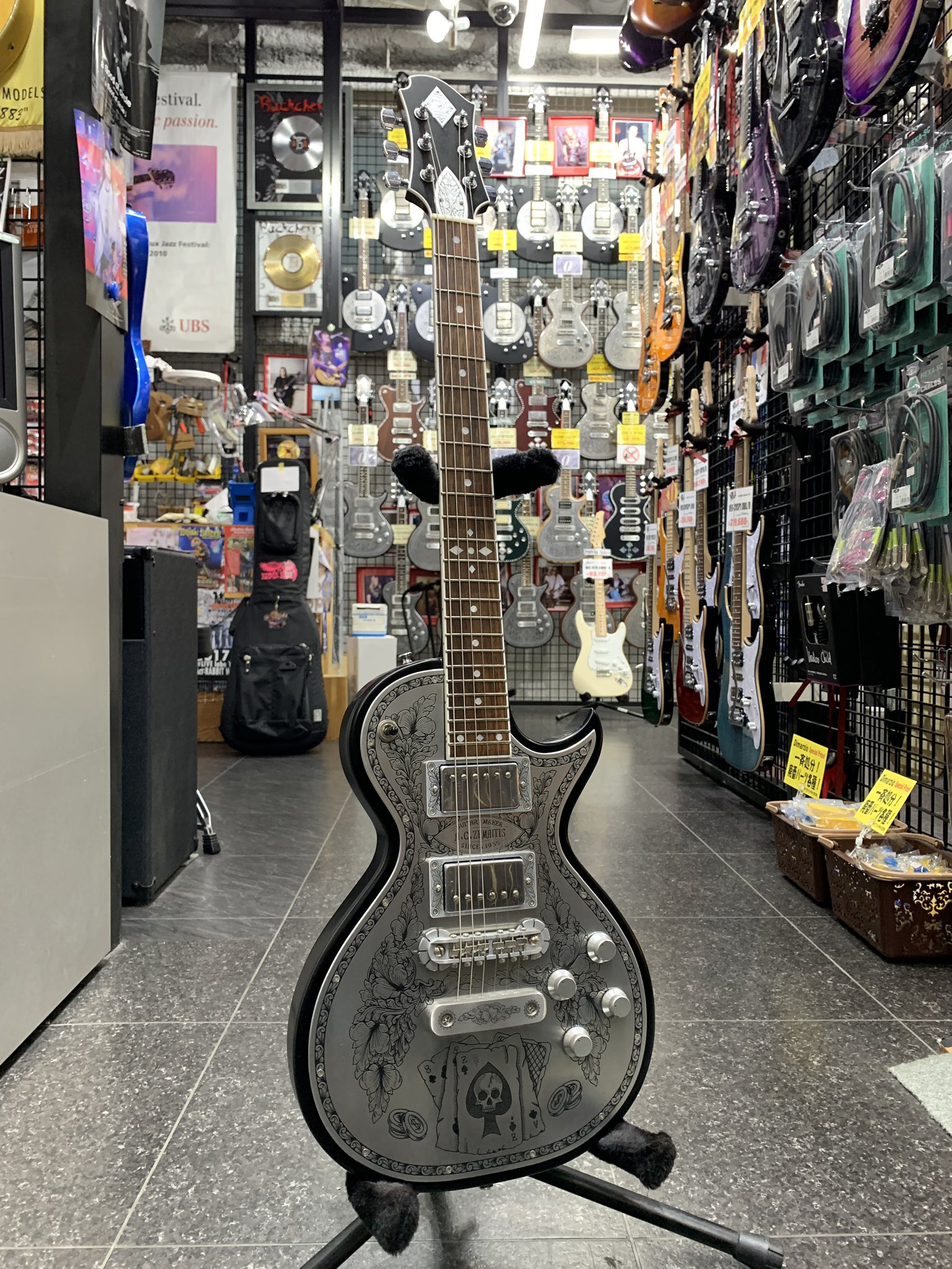 BAND-MAID CAFE特製コルクコースター◆3枚セット◆新品未使用◆非売品 BAND-MAID CAFE特製コルクコースター◇3枚セット◇新品未使用