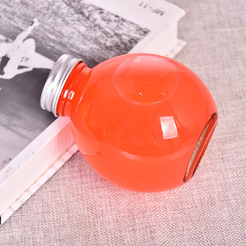Pudding, smooth iced bottles
