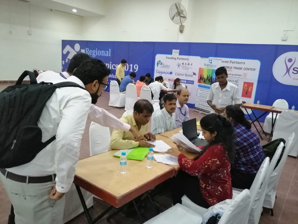 DrJitenderAgga1's tweet photo. Glimpse of on-going Job fair during Regional Abilympics 2019 at World Trade Center, Mumbai.
#HumaraHunarHumariPehchan #jobfair #regionalabilympics #mumbaievent https://t.co/kv670hL7Vy