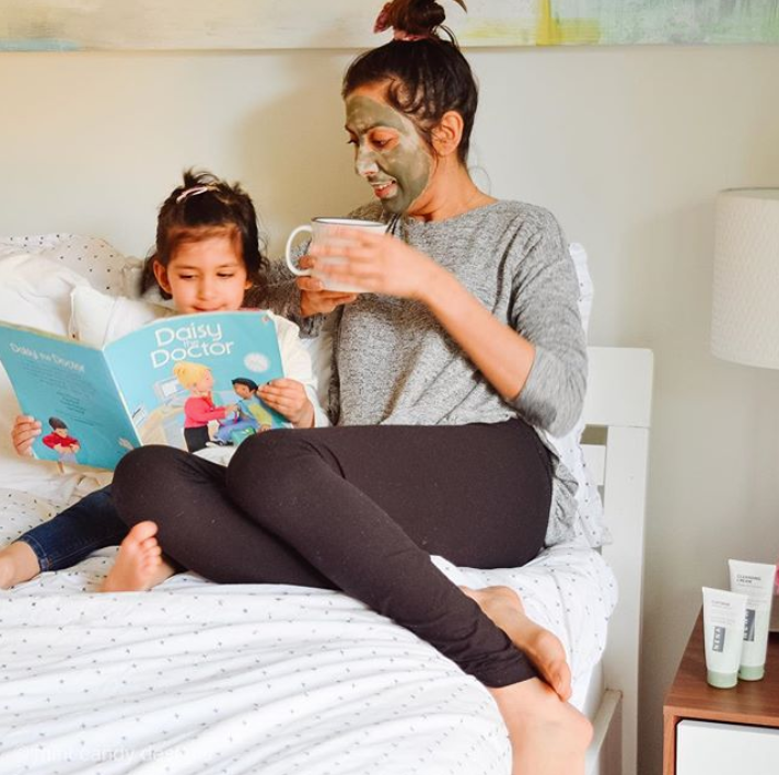 PakMag's tweet photo. Saturday nights are for face masks and bedtime stories.🙌 https://t.co/Uql1a2EW6r