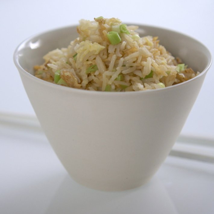 DeliaOnline's tweet photo. Saturday's #recipeoftheday - Chinese Stir-fried Rice. See the recipe and watch how to make it here https://t.co/DC2mZj02tT #chineserecipes #cookeryschool #howtocookrice https://t.co/UBs8LLRHzX