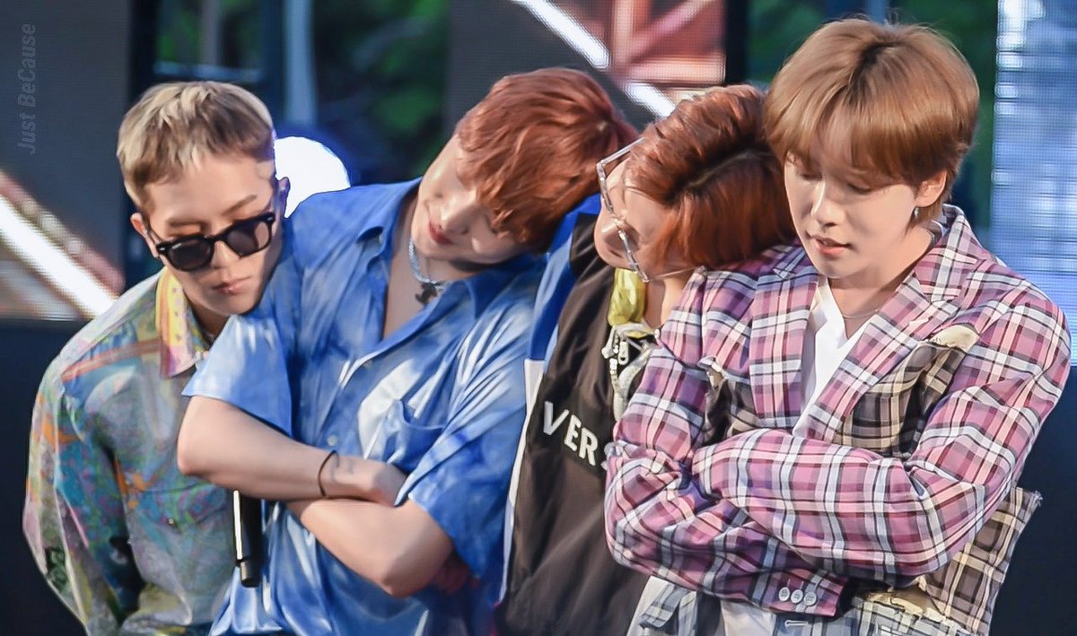 JustBecause_95's tweet image. 190522|190530|190531 대학교 축제
💙[About WE Trust]💙
#WINNER #위너 
#JINU #KIMJINWOO #김진우 #진우 
#강승윤 #승윤 #Seungyoon 
#KANGSEUNGYOON #YOON 
#SEUNGHOON #HOONY #이승훈 #승훈 #LEESEUNGHOON 
#송민호 #MINO #SongMinHo