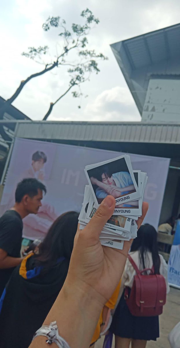 PartKingp's tweet photo. น่ารักมากๆๆๆ เราแจกเกลี้ยงเลยค่า มีคนชมว่าน่ารักด้วยๆๆๆ #PloychomphoReview https://t.co/aS0lAWrHR4