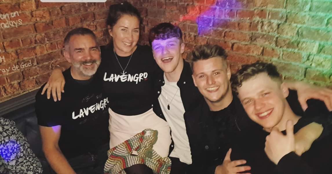 lavengroband's tweet photo. Can't believe we are writing this 😳. We have just signed to CODA Agency under SOL PARKER. (he's only the agent for @billieeilish @takethat @IamTomWalker @AllSaintsOffic @LiamPayne to name a few 😬) Good Times ahead 👀 #irishmusicparty #derrylivelist https://t.co/OsKRaDMd8m
