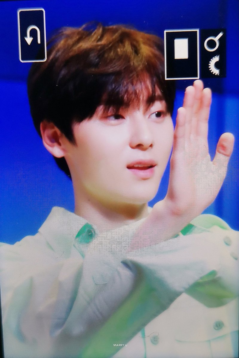 190615

so cute todayㅜㅜㅜ
#민현 #minhyun #황민현