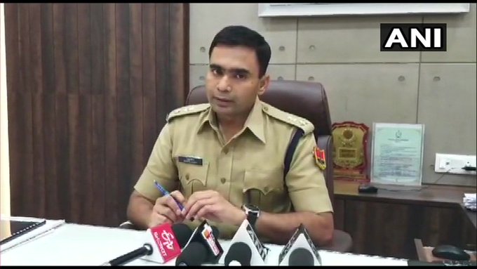 View image on Twitter