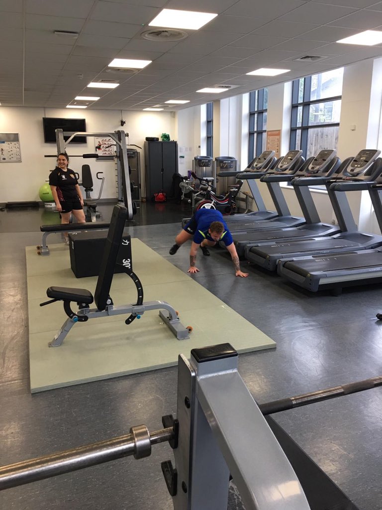 KirkleesRugbyL's tweet photo. Our very own Kirklees College rugby league team, in the gym on Wednesday ahead of becoming ready for the new College year, don’t forgot if your coming to study with Us come down to our recruitment day more details will follow very shortly #KCRL Good efforts guys top gym session! https://t.co/cmkyFyuqH1