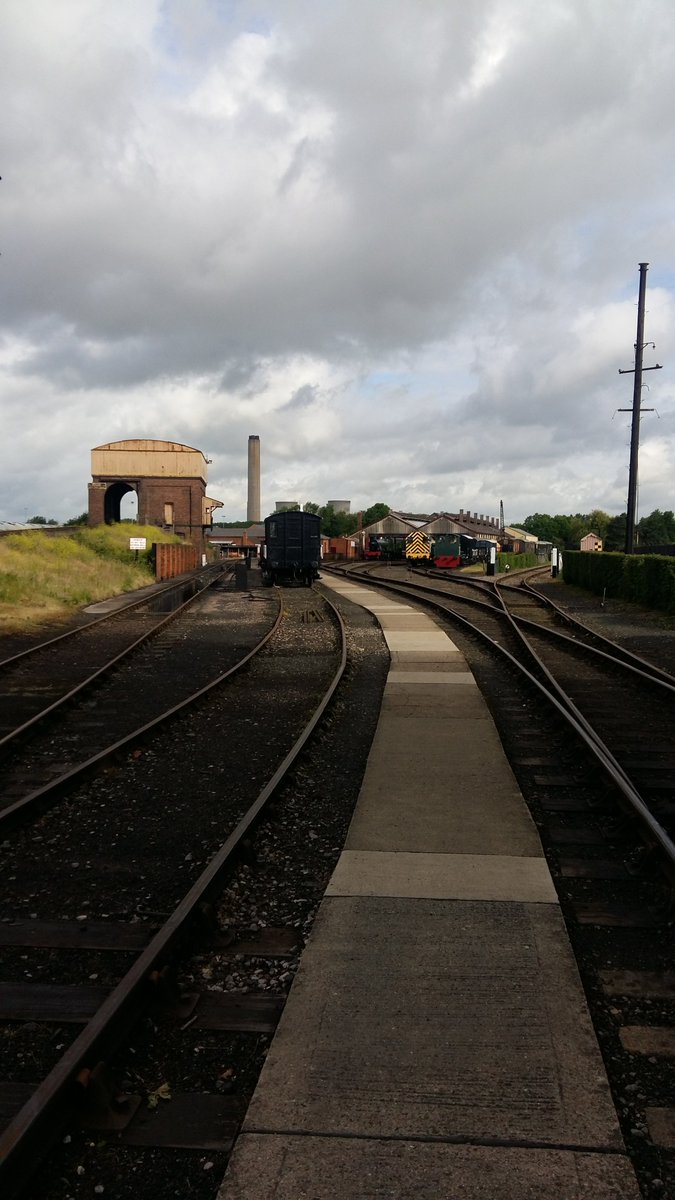 OxTweets tweet media