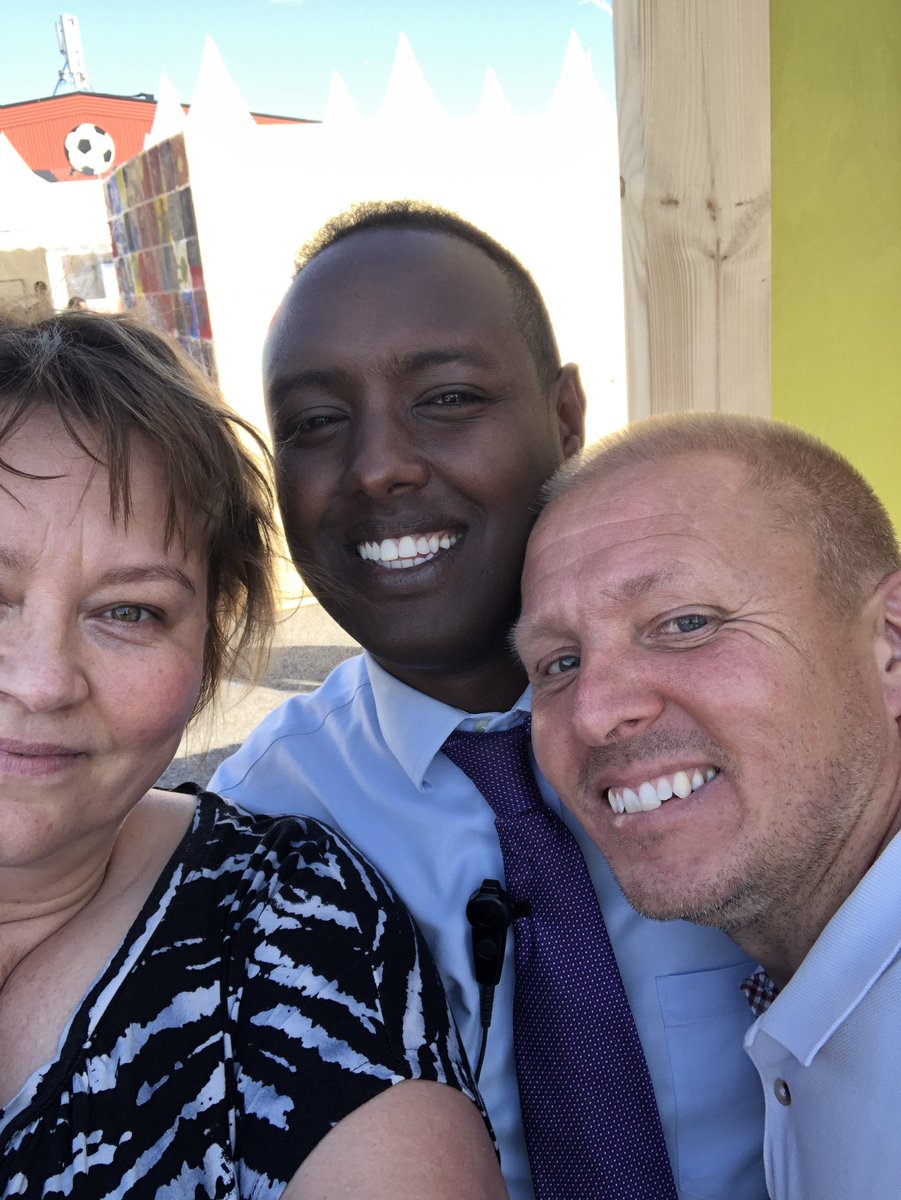 Enbacksskolan On Twitter Selfie Infor Intervju I P1 Studio 1 I Gar Kl17 Med Ahmed Abdirahman Grundare Av Jarvaveckan Och Jonas Lindstrom Forfattare Och Fil Doktor Https T Co C3s6uxtpge