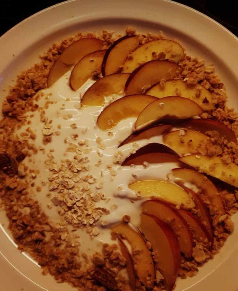 TamiDenz's tweet photo. GOOD MORNING 🍑🍑🍑
@Achi250190 @RichieStringini @DasSuppentalent @EvelynBurdecki 
#pfirsich #GoodMorningWorld #juicePlus #Food #HealthyFood #skinny #FitnessGoals #weekendsunshine https://t.co/4rCWdiKgUR