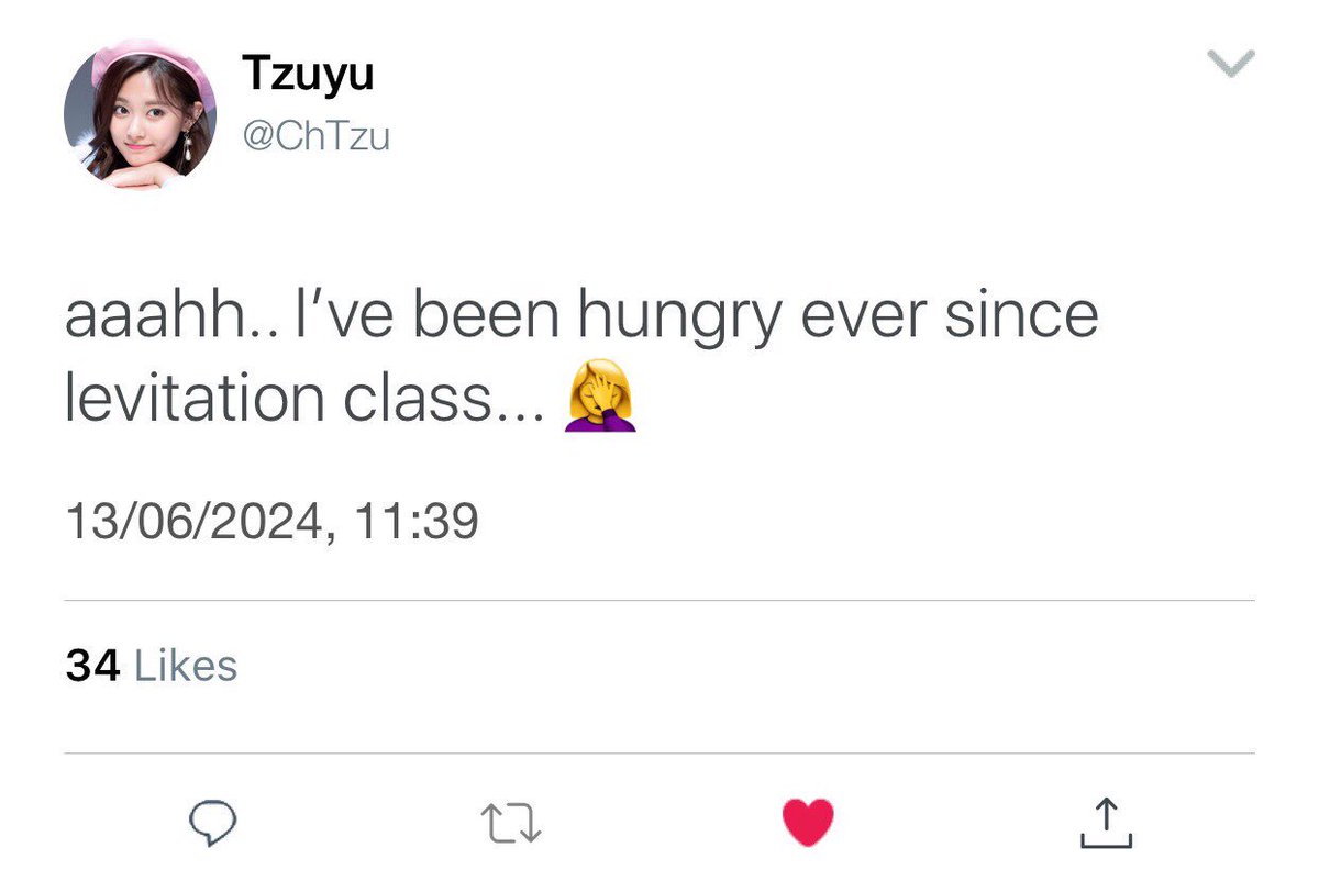 ZuiMisanamo's tweet photo. 5. Hungry.. #NegativeZero https://t.co/BkpUPTLBTQ