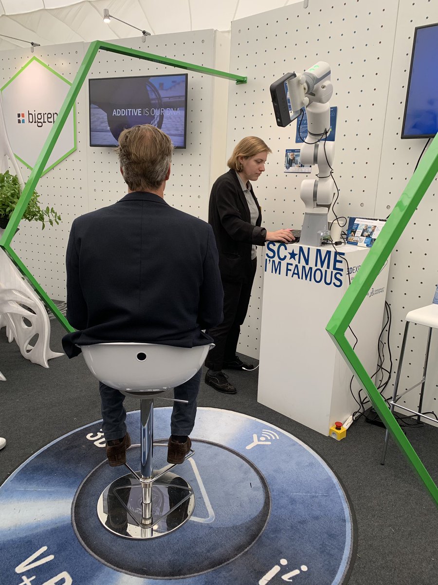 Fred3ds's tweet photo. Founders Forum 2019 just ended ! Congrats to @brenthoberman @PoppyGaye and all FF team for this inspiring (and raining βοΈ we are in London π) Day : ThankYou !
#innovation #tech4good #StartUp #Pitch #SDGs #FFLDN https://t.co/Uu7BcyKp1o