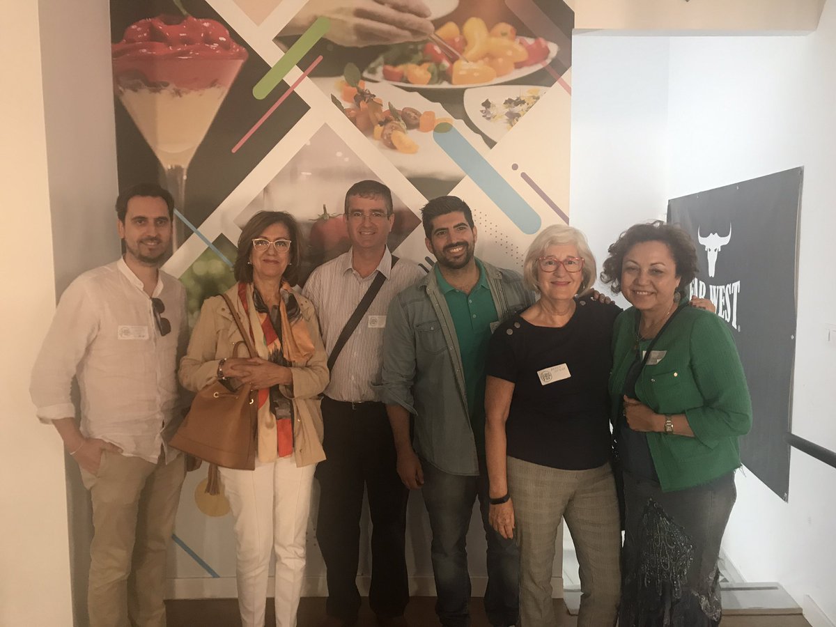 Felicitaciones por vuestra apuesta de  #conocimiento,  #progreso,  #amistad  <a href="/databeersalm/">DataBeersALM</a>  <a href="/Neuro_Digital/">NeuroDigital</a> <a href="/asangimeno/">A. Sanchez-Gimeno</a>  <a href="/Foro_MS/">Foro Mujer Sociedad</a>