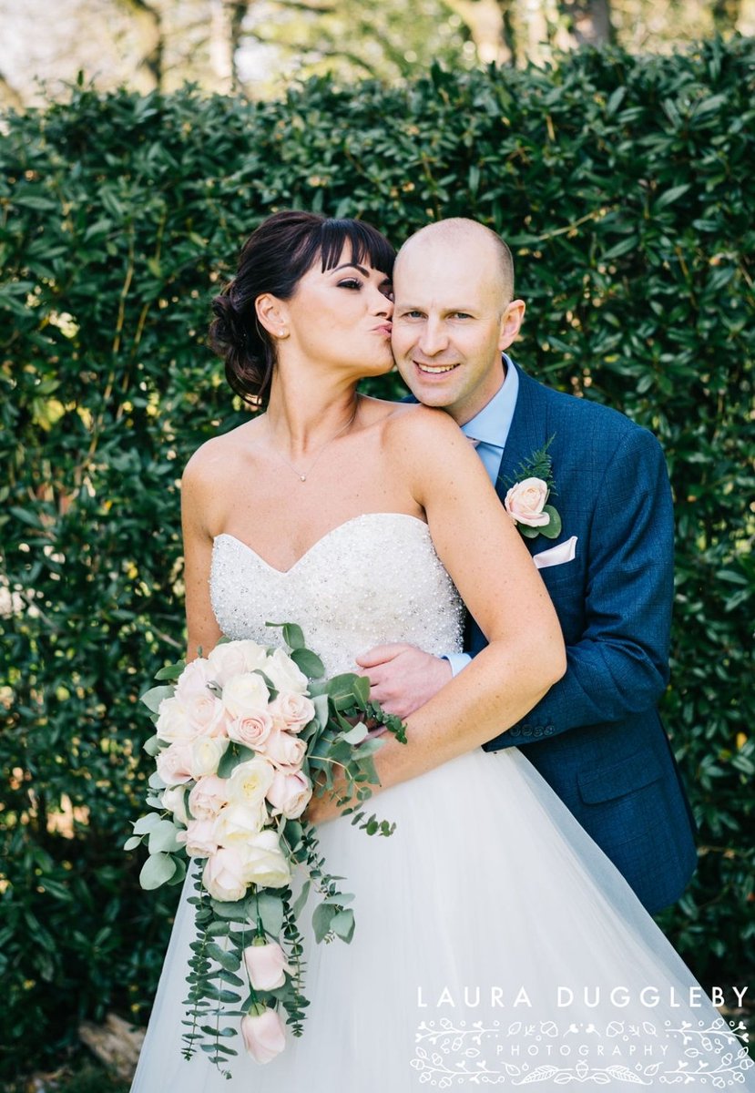 LauraDuggleby's tweet photo. I'm throwing it back to one of my first weddings of this year, when it was super hot and sunny 🌞🌞🌞, not like this wet June! ☔🌧🌧#lancashireweddings #sparklyweddingdress  #ribblevalleyweddingphotographer  #royaltobywedding #royaltoby https://t.co/YilHmhPnBQ