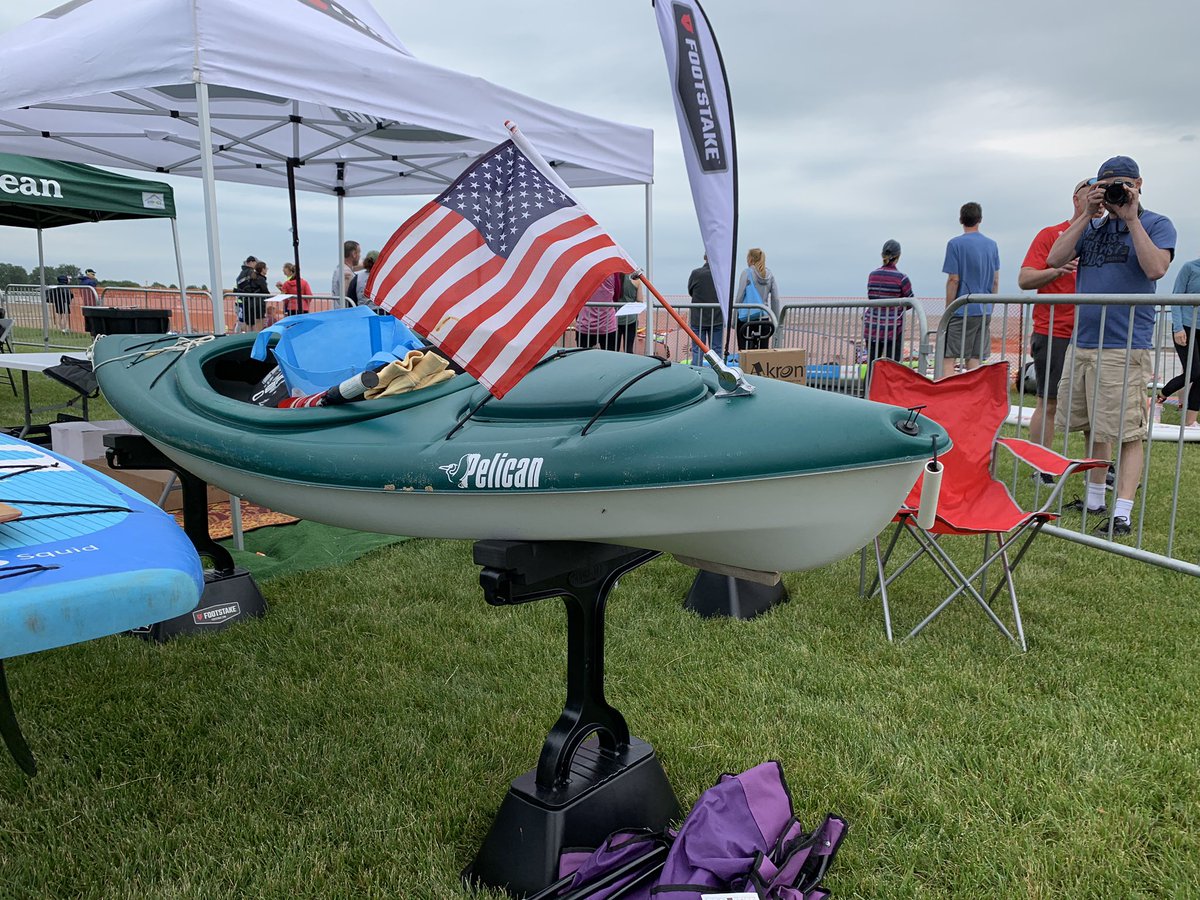 #FOOTSTAKE has this duathlon participant’s kayak covered while they’re running their 5K! Keep it off the sand and accessible. #SprintandSplash