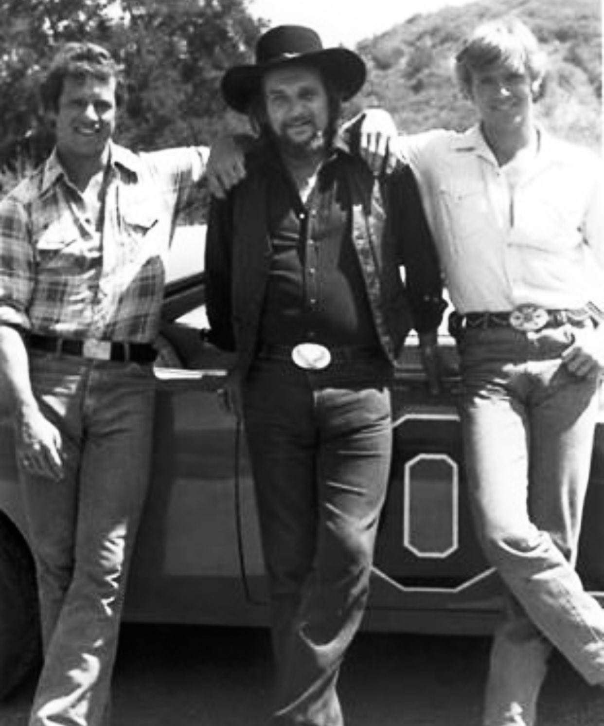 site:twitter.com waylon jennings 