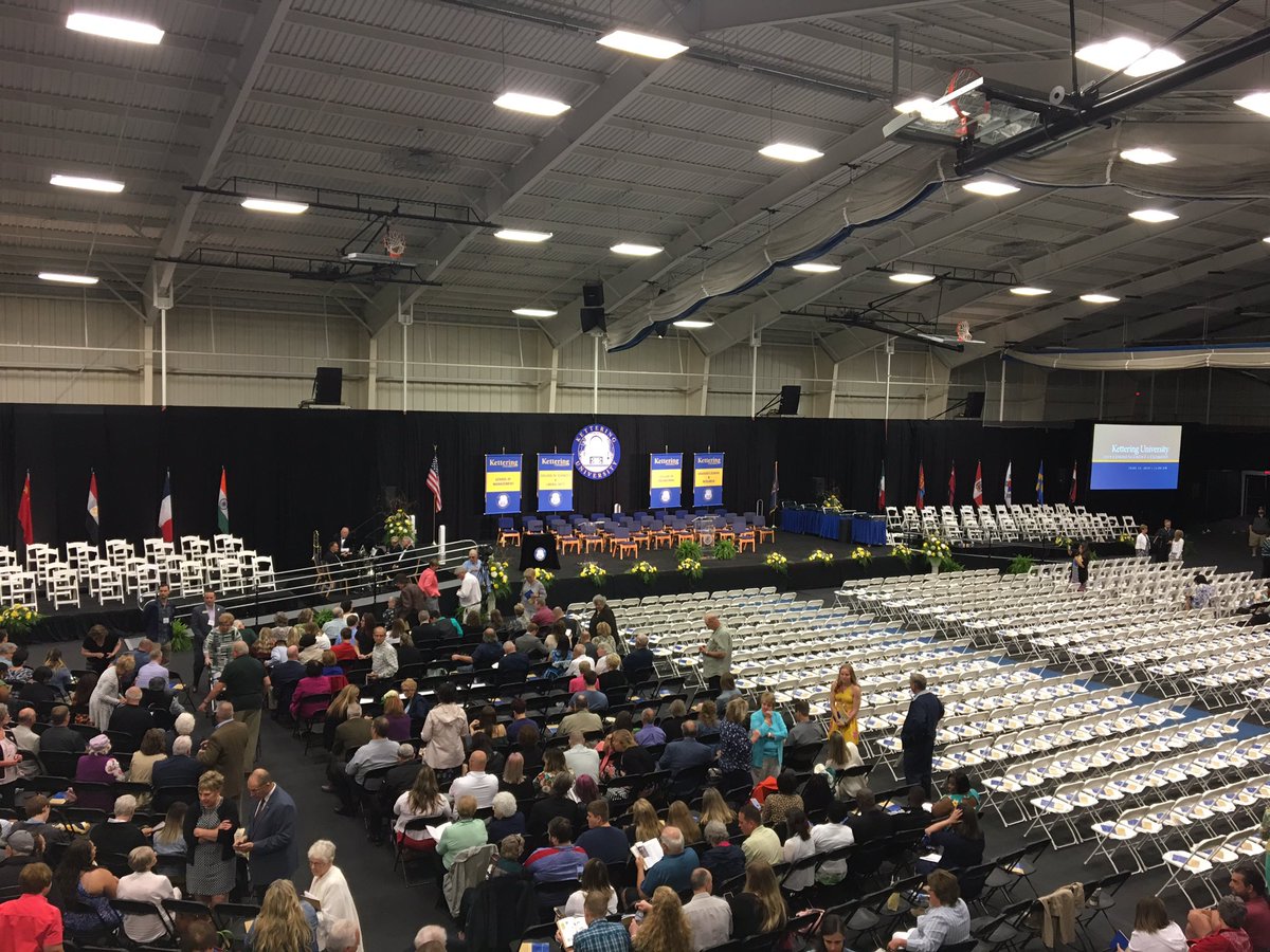 KetteringU's tweet photo. Welcome, Kettering graduates, family, and friends! #KetteringCommencement https://t.co/8ePWE8OfAR