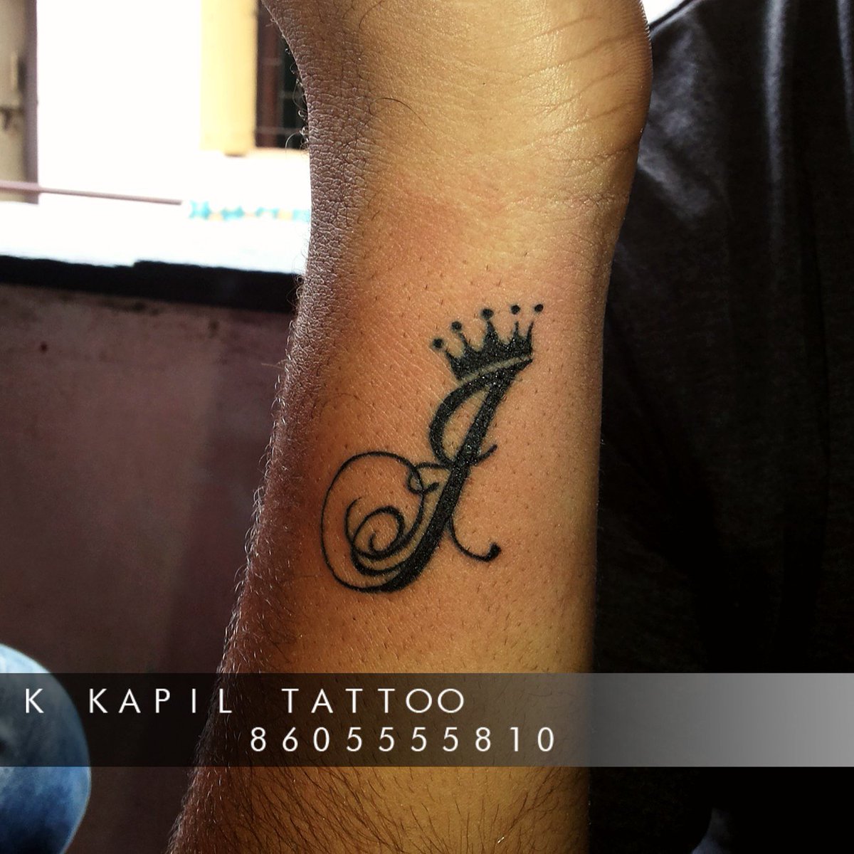 pair crown tattoo 08122019 036 tattoo crown tattoovaluenet   tattoovaluenet