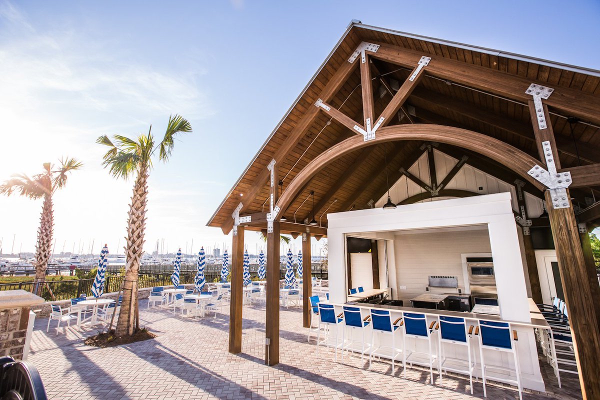 ExploreCHS's tweet photo. Nautical Family Escape Itinerary to #Charleston, South Carolina featuring @beachclubchs: https://t.co/HDzu6Yvsiq https://t.co/yKMceTuDe1