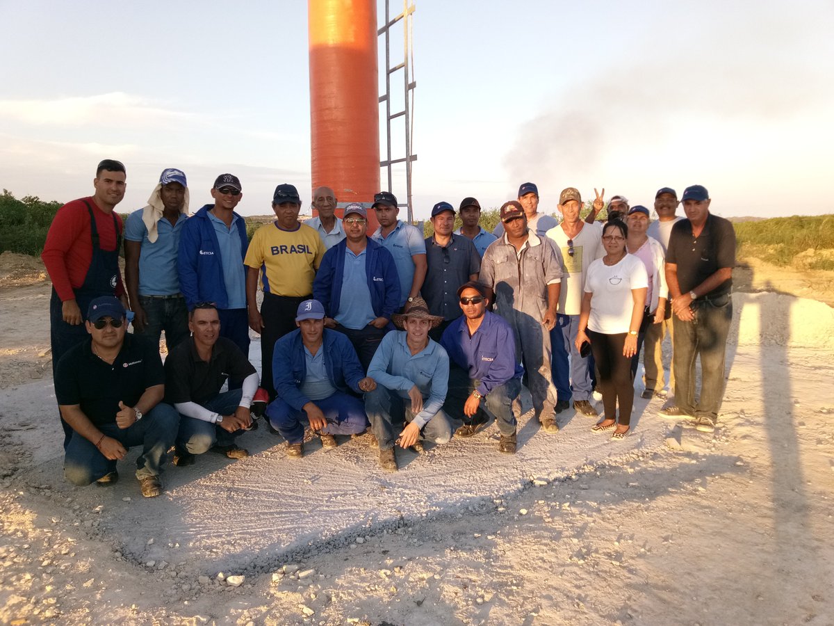 yoslierns's tweet photo. Cada servicio requiere el esfuerzo de muchos. Instalación de monopolos y nuevas Radiobases en #Artemisa @ETECSA_Cuba #Vamospormás #CubaInformatiza #CubaMasInternetvsBloqueo https://t.co/xAgeHuUYQv