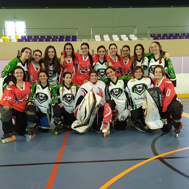 Fanfenix's tweet photo. #Superwalkys en #Chiclana #CPLMFenix ##Walkyrias https://t.co/AIjFzDKqtZ https://t.co/nNiN84BRWs