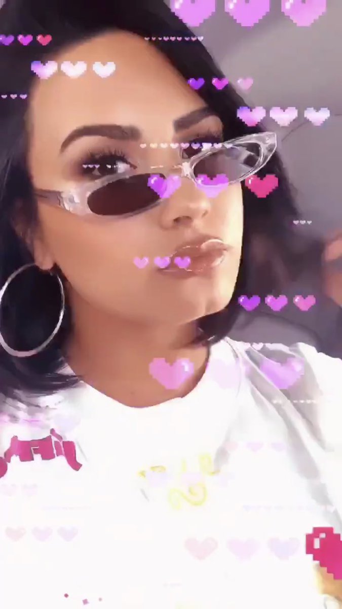 Demi Lovato Madrid🍒 tweet media