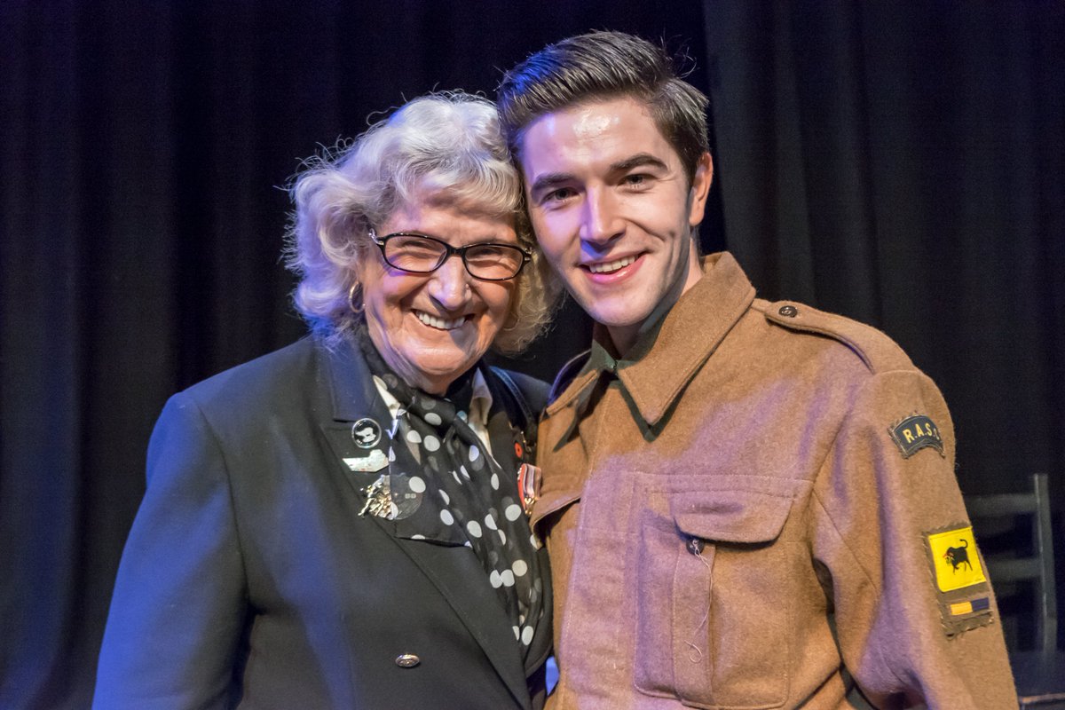 We're looking forward to welcoming the wives and partners of @YorkWW2DDayVets  at performances today, whose testimonies also feature in our play 'Bomb Happy'  #DDay75thAnniversary 
Here's a photo of  Elsie(George Meredith's partner) with actor Carl Wylie who  plays a young George