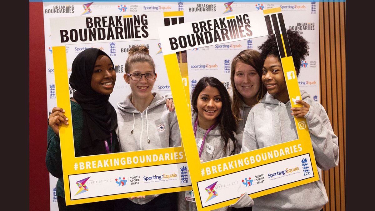 ArunSKang's tweet photo. So proud of @bboundariesuk #CommunityChampions in Slough and all the partners for a passionate evening on how to engage new communities into the project #CommunityCohesion #MakingEquals https://t.co/RkNl0M6RWg