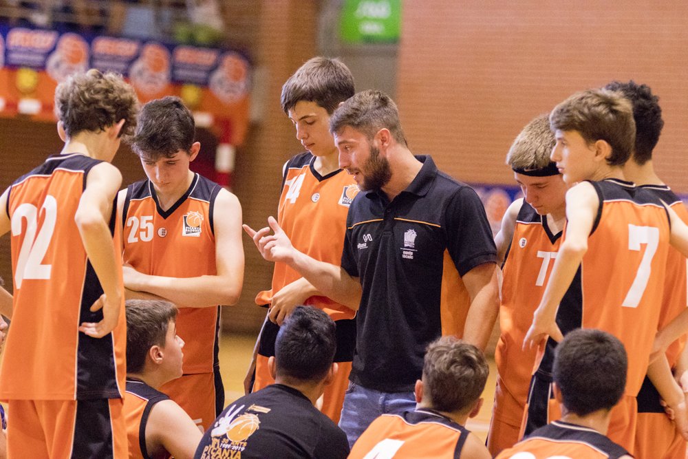 fbcv_es's tweet photo. #fbcvdirecto 🏆 Infantil Masculino Zonal Valencia/Castellón
Final: Club Bàsquet Sueca 59 - 62 Picanya Bàsquet Futurpiso 05

📈https://t.co/mpT4gTk679
📷 https://t.co/nIoEmSQx9n https://t.co/fNku9GR1YO