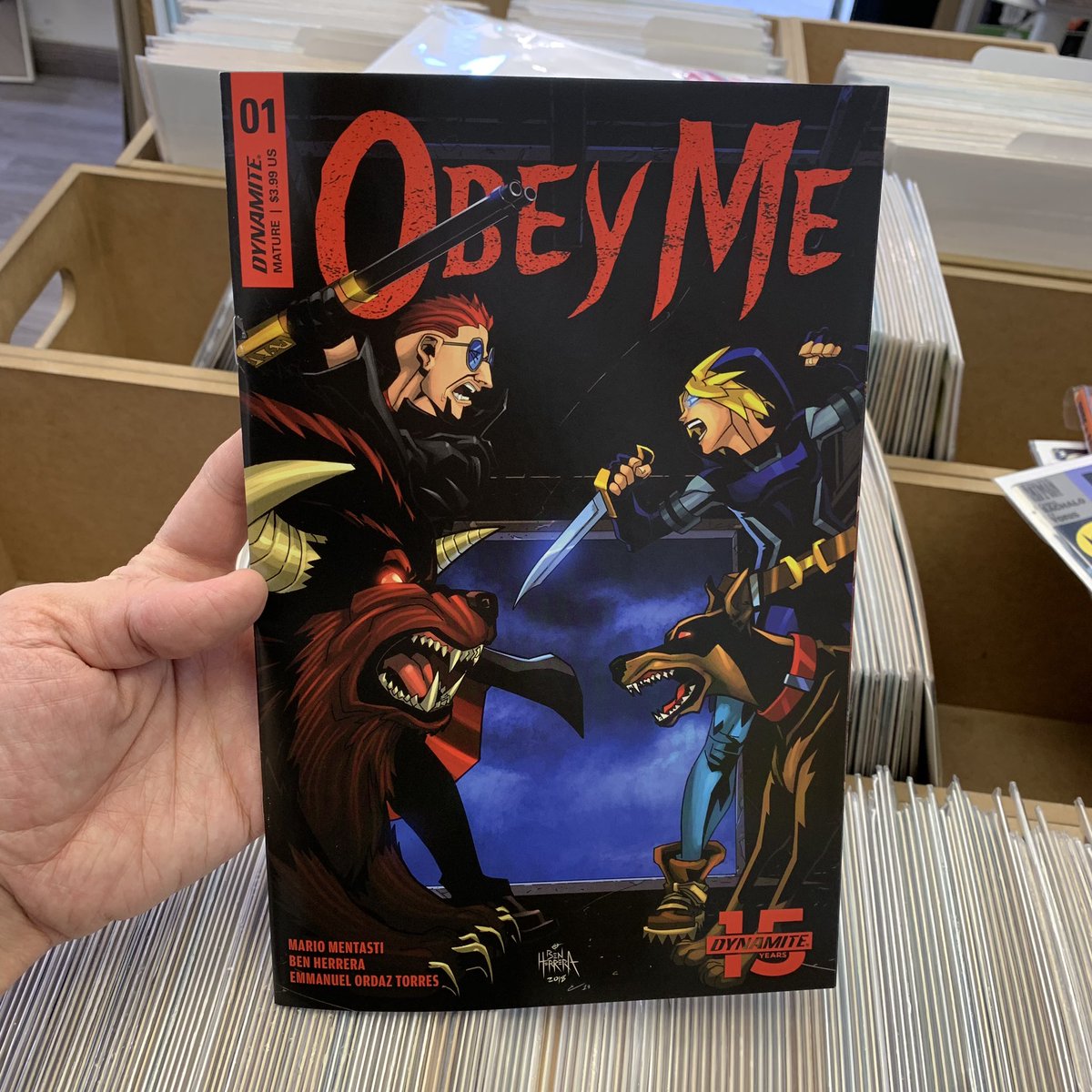 radar_comics's tweet photo. En la tienda y en la web: Obey Me #1 (Dynamite, 2019)
https://t.co/5r31Bxo33v
#Radarcomics #Redflackcomics #Malasaña #ObeyMe #MarioMentasti #BenHerrera #EmmanuelOrdazTorres #Dynamite https://t.co/xb8Xxr5gHE