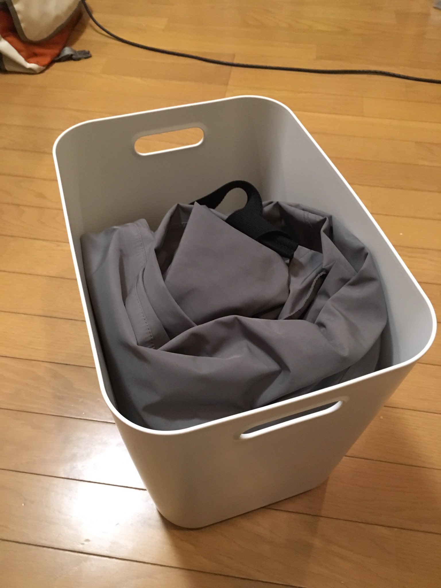 ট ইট র 砂糖 あっきー 以前から気になってた無印良品のポリエチレンケース 深を買ってみた 狙い通りウェーダー を入れるのにジャストサイズ これで乾かせない状況でもとりあえず部屋に収納出来る 持ち出すときもこのまま車に積めるし便利 良い買い物した