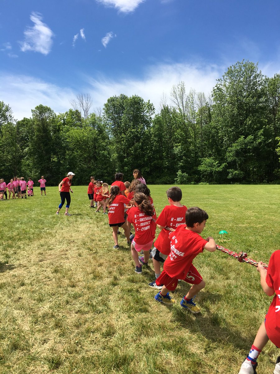 mar82486's tweet photo. Tug of War is always a favorite at Heropalozza! @NSFairport @NorthsideLearns https://t.co/yYfvD6hjsN