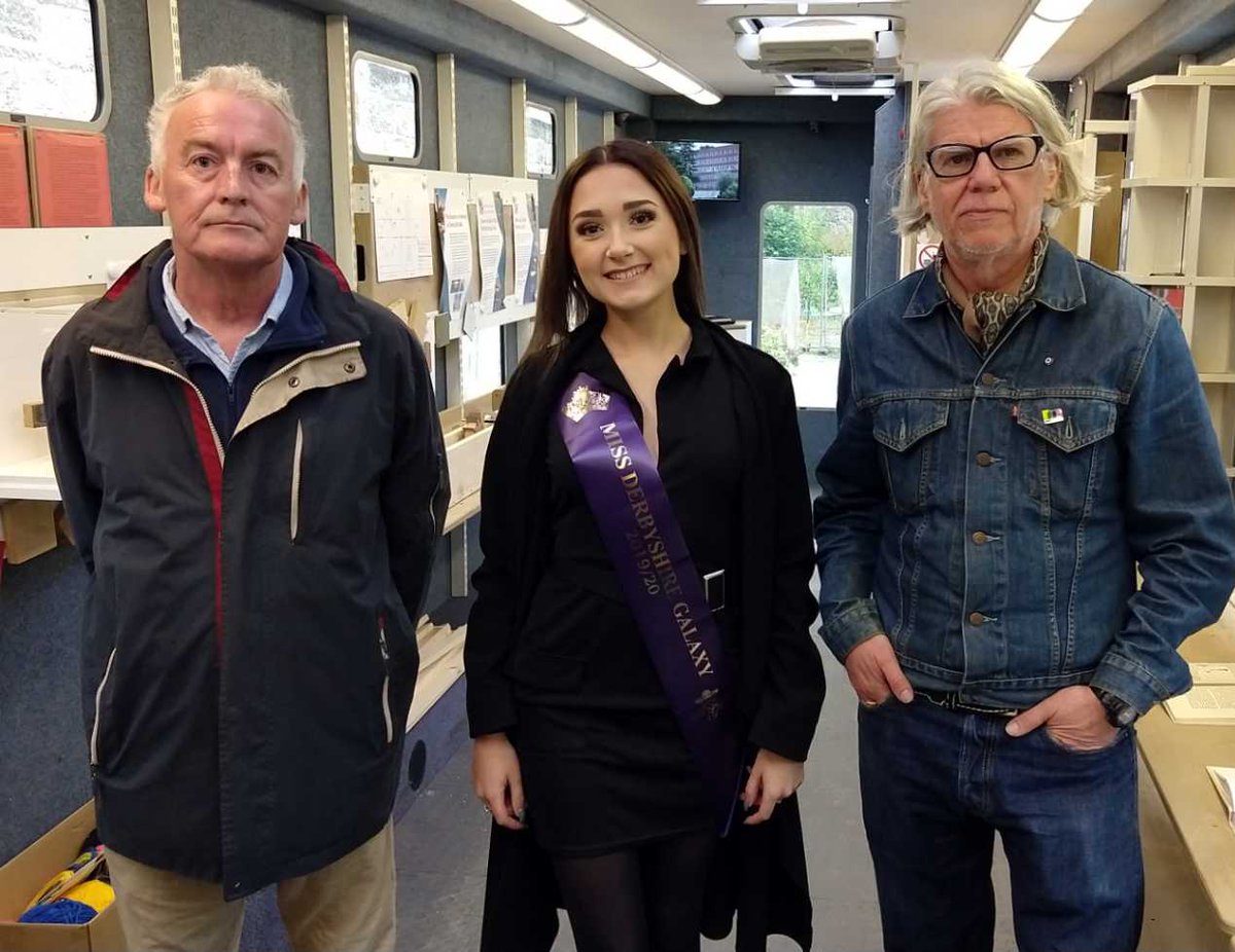 The #mill #manager made his mark in the emerging #community stamp work & we've been visited by miss #derbyshire and Alistair from #celebratingcromford 😎

@museumofmaking @DVMillsWHS @Celeb_Cromford #TheMakory #greatplacescheme