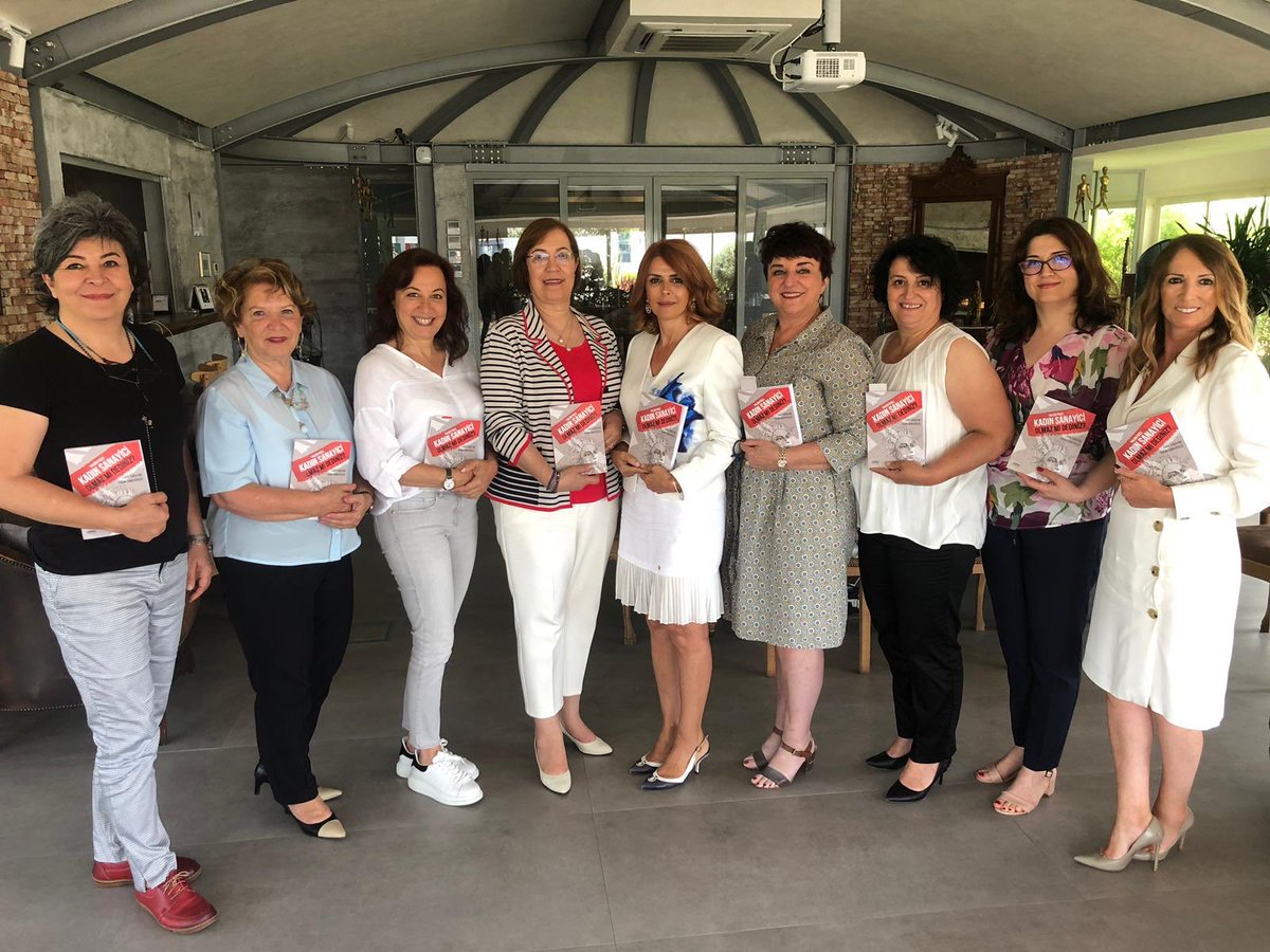 Kadın Sanayici Olmaz mı Dediniz? kitabı Tezmaksan Akademi katkısıyla hazırlanmış olup kitabın tüm geliri Makina Yüksek Meslek Okulu öğrencilerine bağışlanmıştır. Gelecek kuşaklara ilham olmak dileğiyle... 🍀