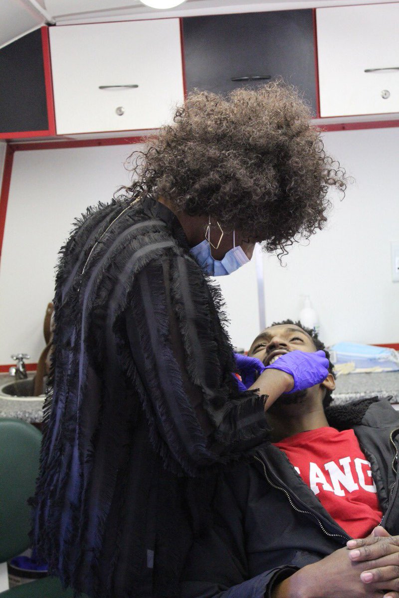 Roadvertiseads's tweet photo. Thank you to Colgate SA for sending Mercy Malatjie and Asanda Tromp, they are really dedicated dentists.
#KeepSAsmiling
#Wehavearrived
#Totallyhealthymouth
#Healthylifestyle
#Oralcare
#Colgate
#powerisours https://t.co/Xu8PKZuQ8e