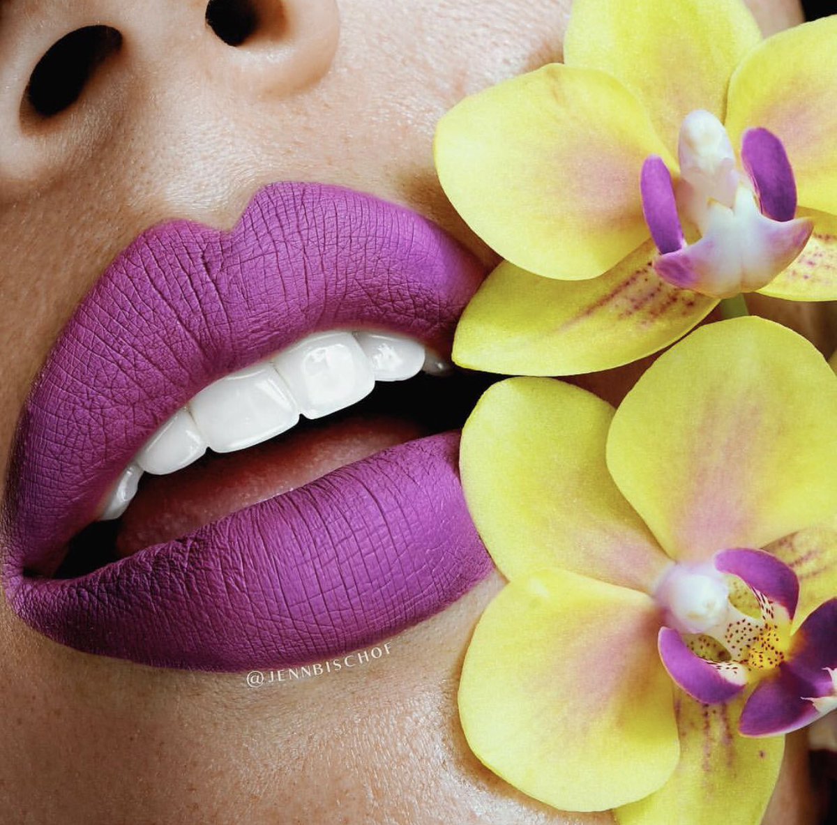 "Flowers in the city are like lipstick on a woman -- it just makes you look better to have a little color." #ladybirdjohnson 👄 via <a href="/jennbischof/">Jenn Bischof</a> #lipstick #mua