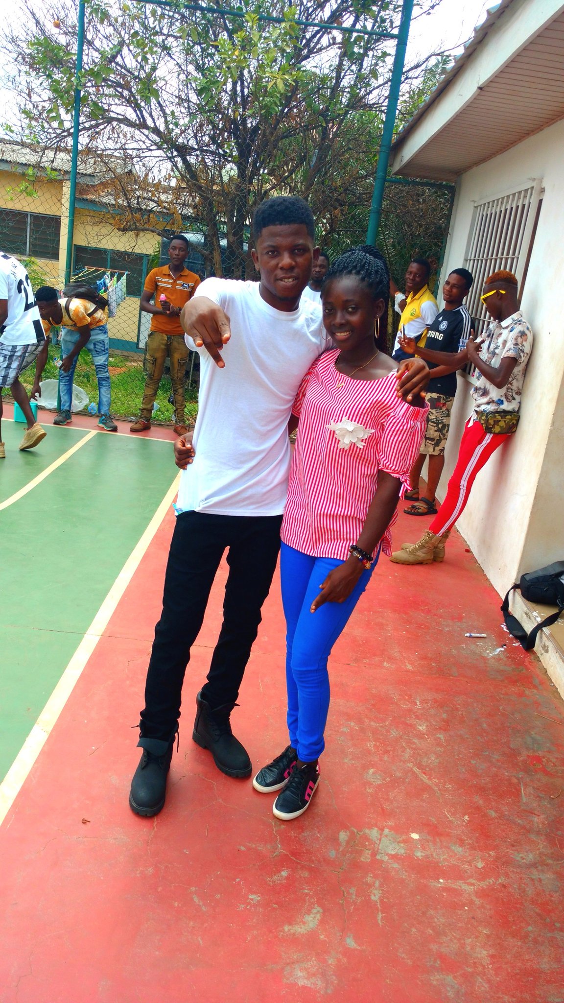 Sketches Eye On Twitter Good Friend Will Love To The End Not To Bring