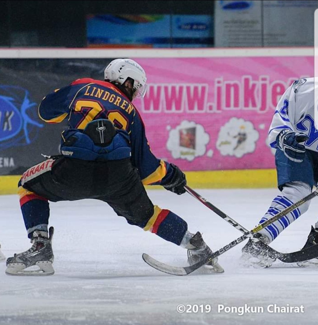 LindgrenDon's tweet photo. Undefeated so far in Bangkok icehockey leguage 19 (BIHL) after the first 5 rounds so far with team Bangkok thunders 🏒
.
.
#icehockey
#bihl #hockeyasian
#iihf #bangkokthunders #tweetpuck #hockeytown https://t.co/D3CvYsTyK8