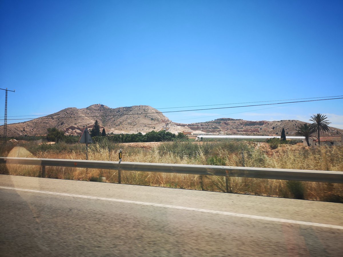 _Mir_Rock's tweet photo. Murcia, esa región que tiene una cantera en el mismo montículo de la Sima de las Palomas con restos de neandertales de 40 mil años 🤦‍♀️ https://t.co/kdNrBdb9gp